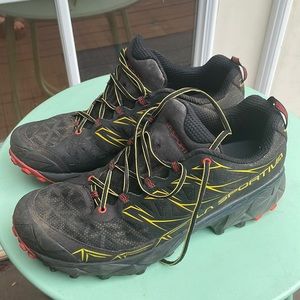 La Sportiva Mens 44 Used
